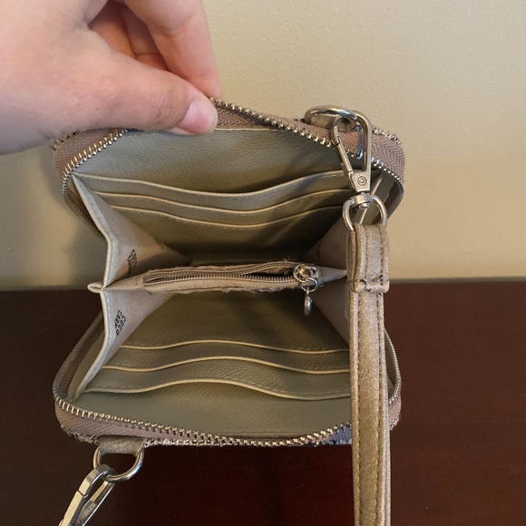 Coco & Carmen Crossbody Purse - Picture 2 of 2